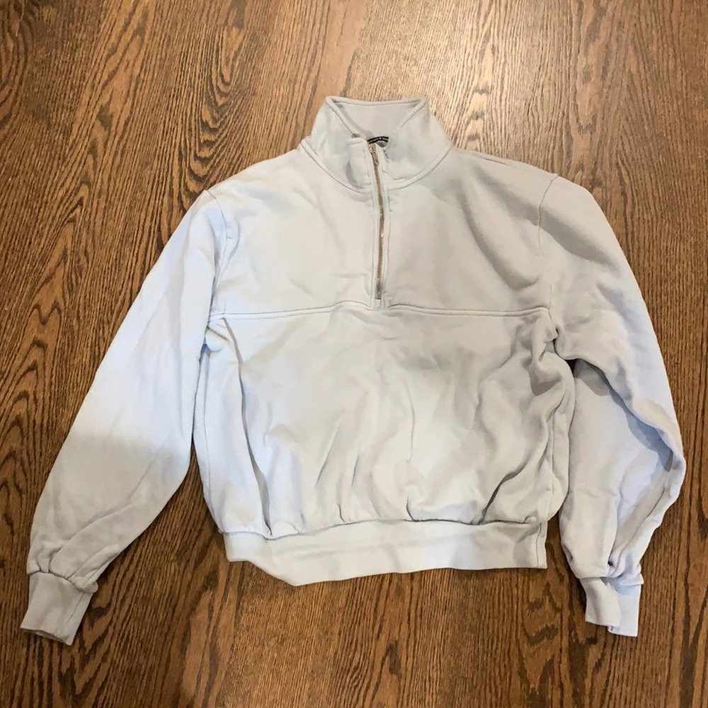 Brandy Melville zip up sweatshirt!
